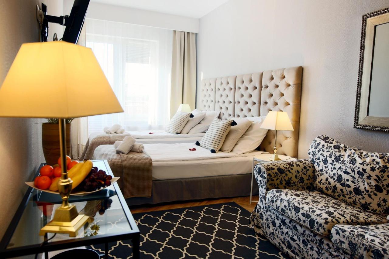 Rezydencja Pod Teznia & Spa Иновроцлав Екстериор снимка