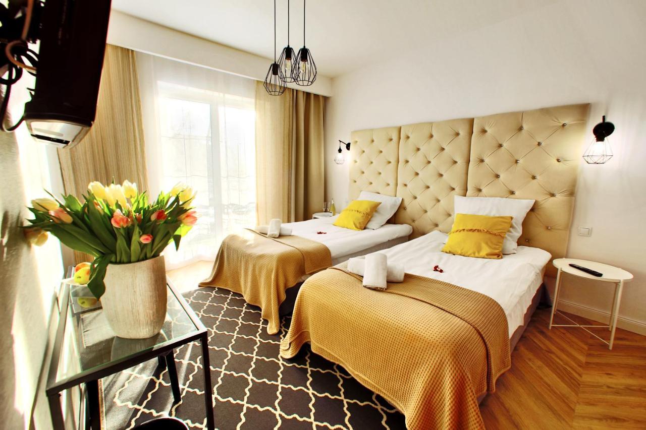 Rezydencja Pod Teznia & Spa Иновроцлав Екстериор снимка