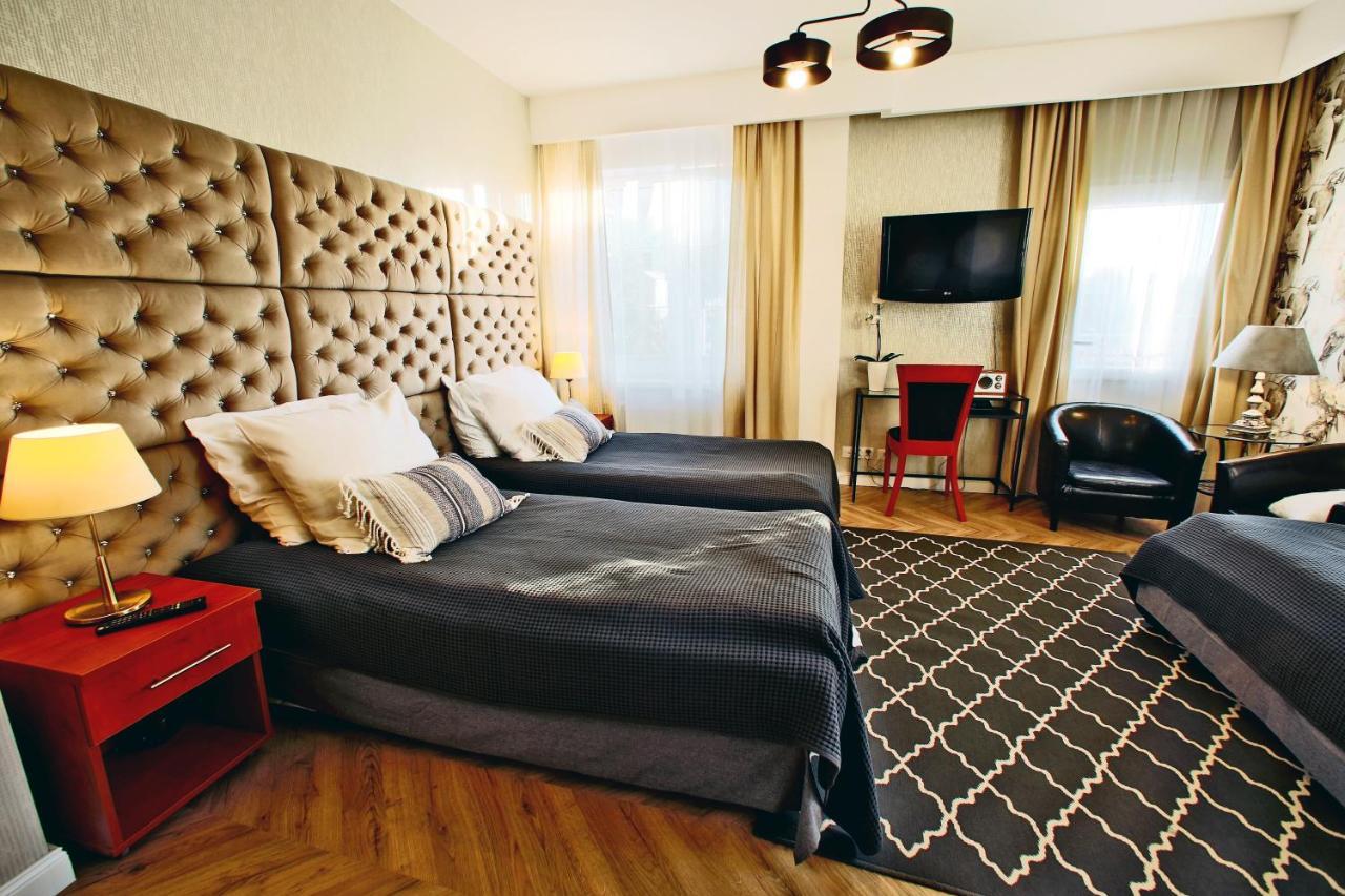 Rezydencja Pod Teznia & Spa Иновроцлав Екстериор снимка